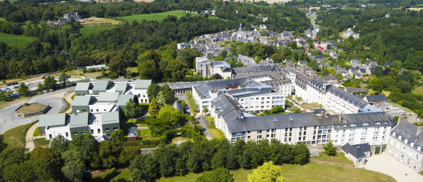 La Maison de Moncontour vue du ciel